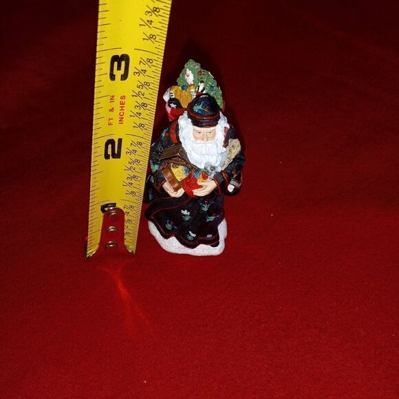 Pipka's Czechoslovakia Santa Limited Edition Miniature Figurine - Picture 8 of 10
